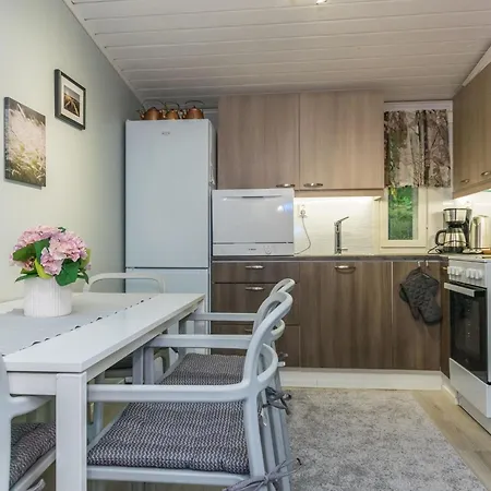 Katajamaeki By Interhome 度假居 Myhinpaa